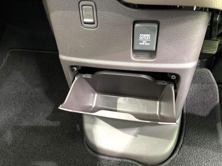 2020 Honda N-BOX 6BA-JF4 (UW-6a1a54e2b4d10)[20]