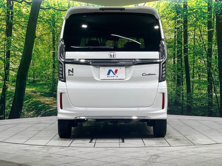 2022 Honda N-BOX CUSTOM 6BA-JF4 (UW-6a1a54e3d2401)[24]