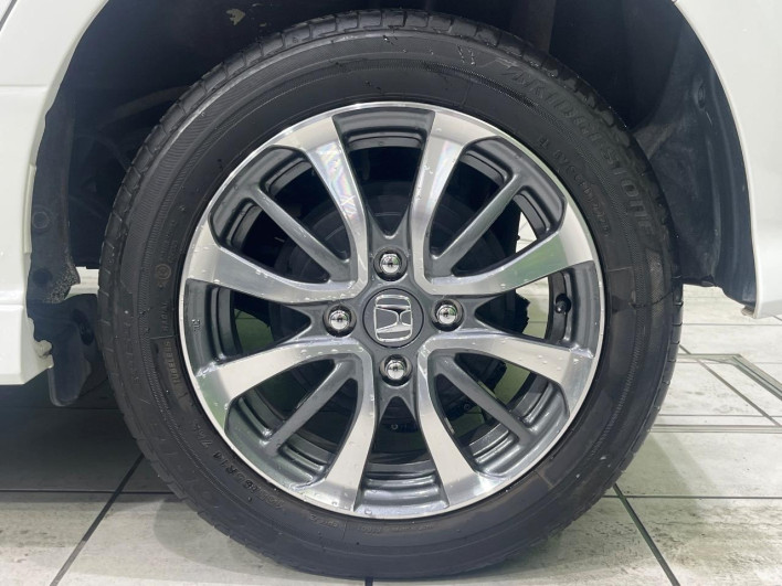 2022 Honda N-BOX CUSTOM 6BA-JF4 (UW-6a1a54e3d2401)[11]
