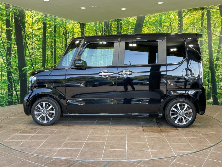 2023 Honda N-BOX CUSTOM 6BA-JF5 (UW-6a1a54e55c70f)[16]