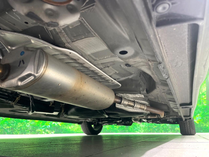 2024 Honda N-BOX CUSTOM 6BA-JF5 (UW-6a1a54e5c5510)[11]