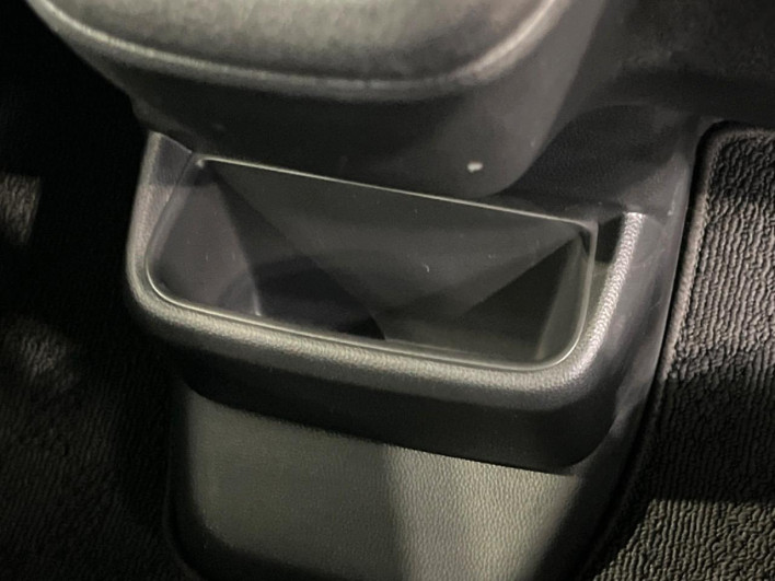 2024 Honda N-BOX CUSTOM 6BA-JF5 (UW-6a1a54e5c5510)[28]