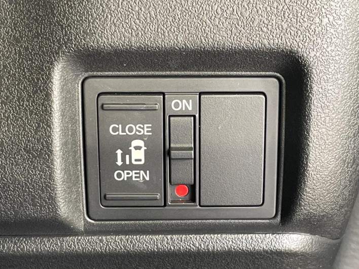 2024 Honda N-BOX CUSTOM 6BA-JF5 (UW-6a1a54e7f2657)[11]
