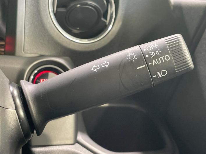 2024 Honda N-BOX CUSTOM 6BA-JF5 (UW-6a1a54e7f2657)[16]