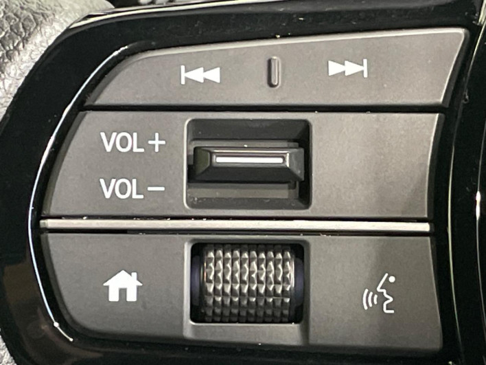 2024 Honda N-BOX CUSTOM 6BA-JF5 (UW-6a1a54e7f2657)[19]