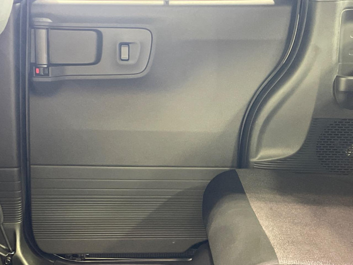 2024 Honda N-BOX CUSTOM 6BA-JF5 (UW-6a1a54e7f2657)[8]