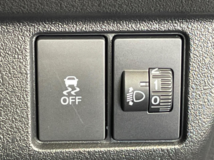 2024 Honda N-BOX CUSTOM 6BA-JF5 (UW-6a1a54e7f2657)[12]