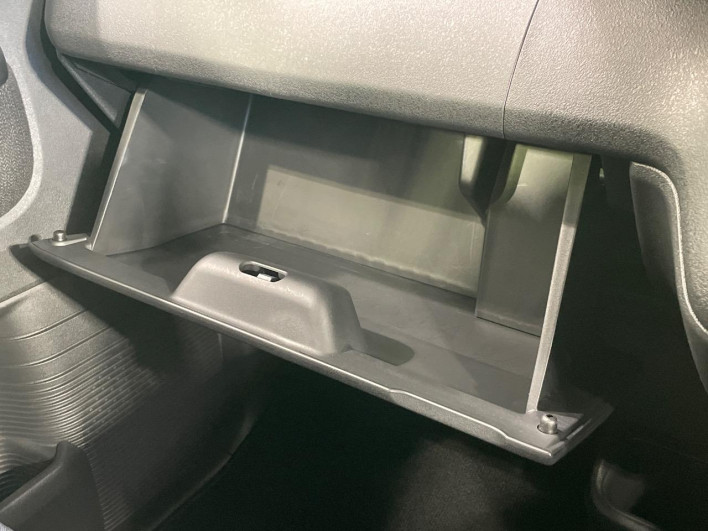 2024 Honda N-BOX CUSTOM 6BA-JF5 (UW-6a1a54e7f2657)[24]