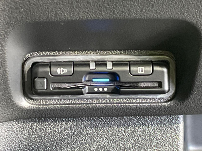2024 Honda N-BOX CUSTOM 6BA-JF5 (UW-6a1a54e7f2657)[13]