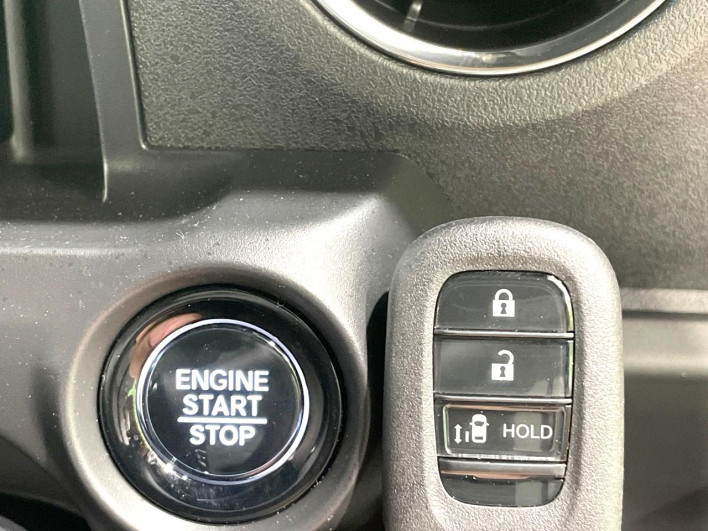 2026 Honda N-BOX CUSTOM 6BA-JF5 (UW-6a1a54eae581a)[9]