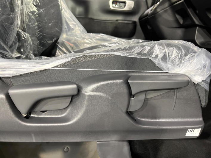 2026 Honda N-BOX CUSTOM 6BA-JF5 (UW-6a1a54ed55cd6)[22]