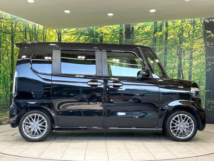 2024 Honda N-BOX CUSTOM 6BA-JF5 (UW-6a1a54ef08d78)[10]