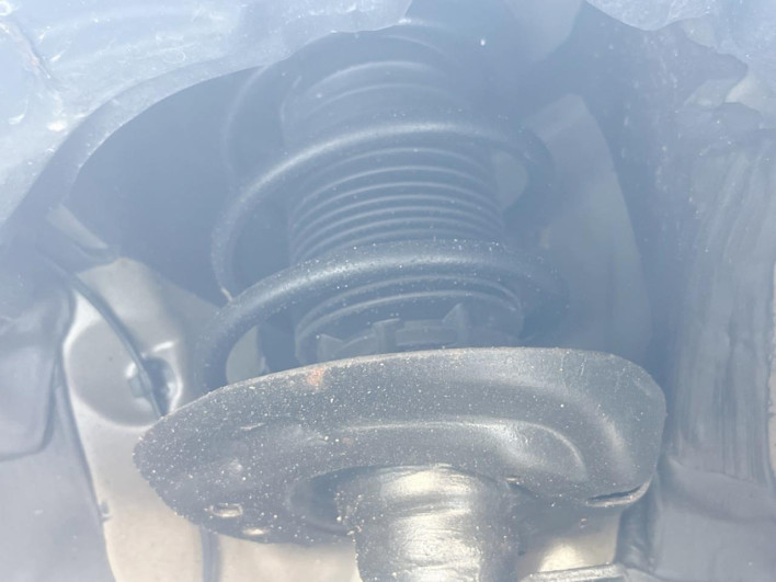 2020 Toyota Yaris 5BA-KSP210 (UW-6a1a55086f365)[13]