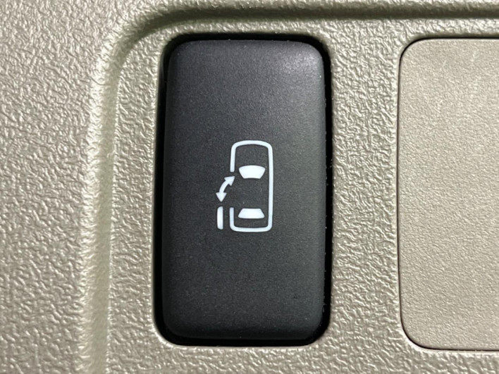 2010 Daihatsu Tanto DBA-L375S (UW-6a1a550b5eded)[6]