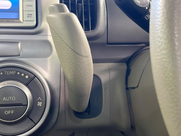 2010 Daihatsu Tanto DBA-L375S (UW-6a1a550b5eded)[16]