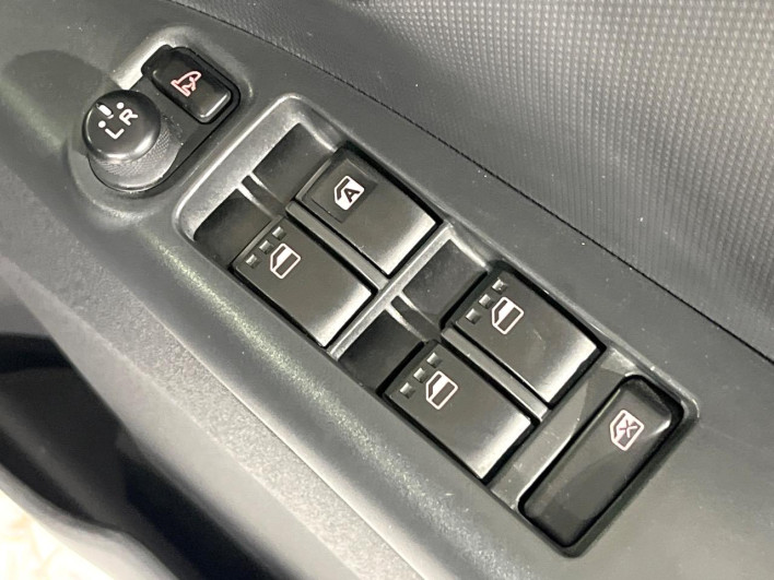 2012 Daihatsu Tanto DBA-L375S (UW-6a1a550c001e8)[21]