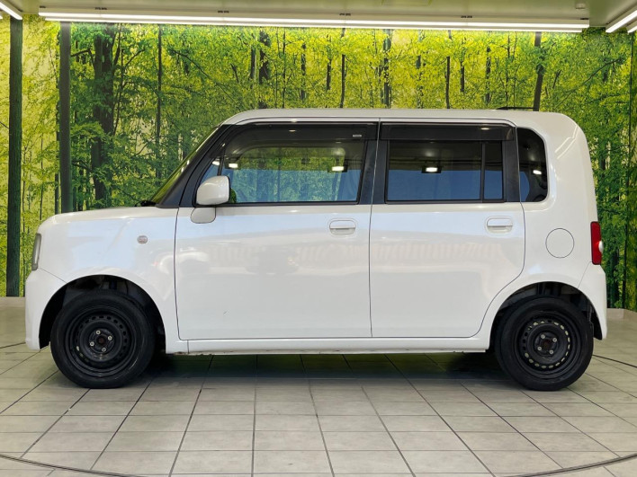 2013 Daihatsu Move Conte DBA-L575S (UW-6a1a550dd08af)[23]