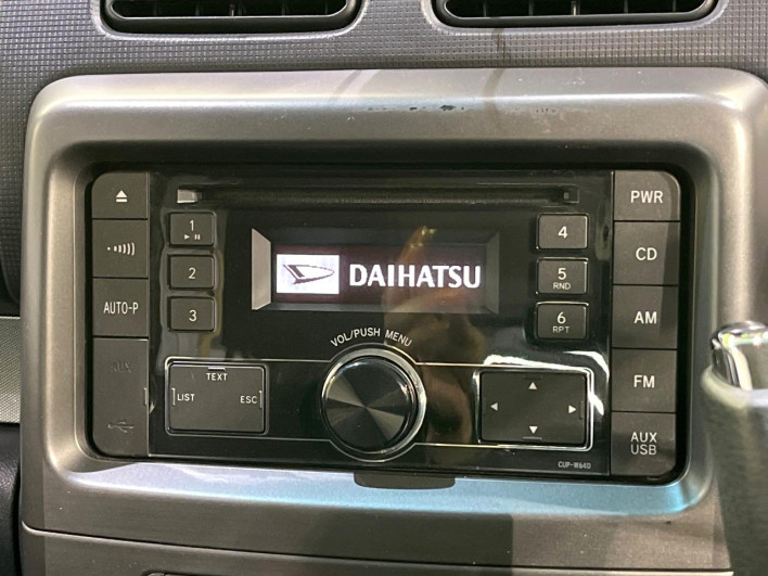 2014 Daihatsu Move Conte DBA-L585S (UW-6a1a550e448f1)[15]