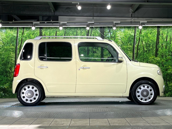2011 Daihatsu Mira Cocoa DBA-L675S (UW-6a1a550f438b6)[9]