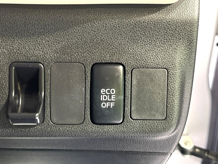 2015 Daihatsu Mira Cocoa DBA-L675S (UW-6a1a55108557c)[18]