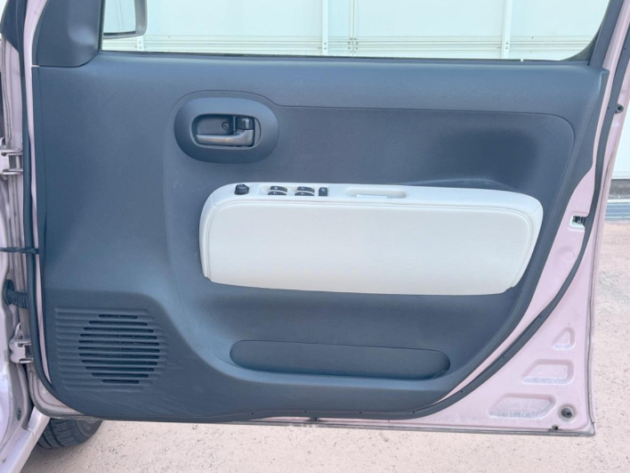 2016 Daihatsu Mira Cocoa DBA-L675S (UW-6a1a5510c20cd)[23]