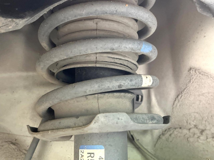 2014 Daihatsu Move DBA-LA100S (UW-6a1a551345be3)[18]