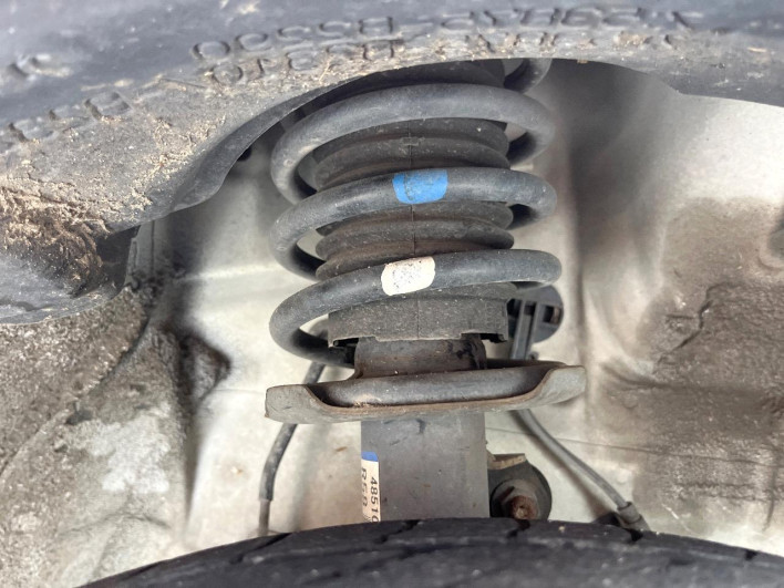 2013 Daihatsu Move DBA-LA100S (UW-6a1a5513495ee)[22]
