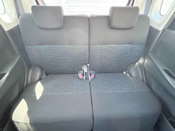 2014 Daihatsu Move DBA-LA100S (UW-6a1a5513b8cbe)[23]