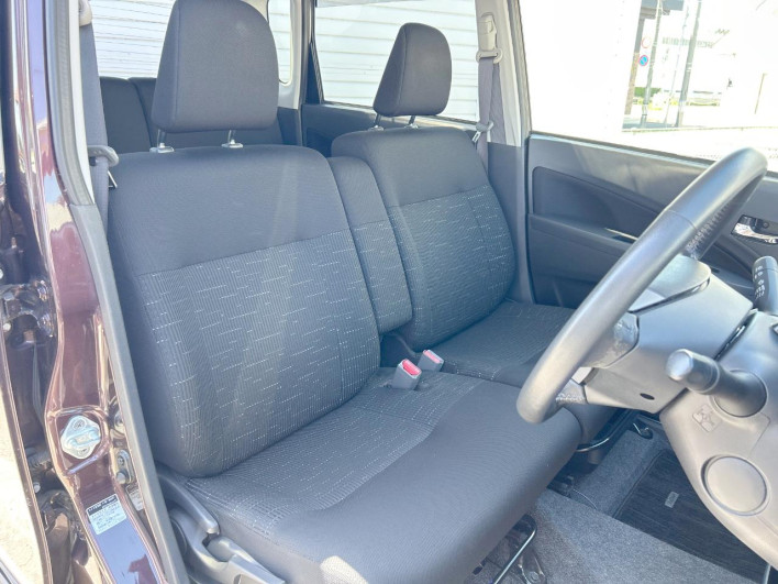 2014 Daihatsu Move DBA-LA100S (UW-6a1a5513b8cbe)[29]