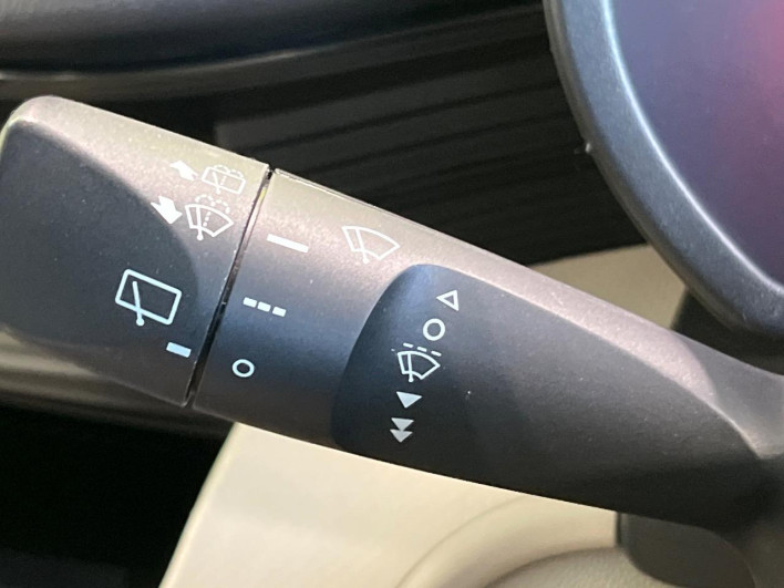2017 Daihatsu Move DBA-LA160S (UW-6a1a5516a3772)[16]