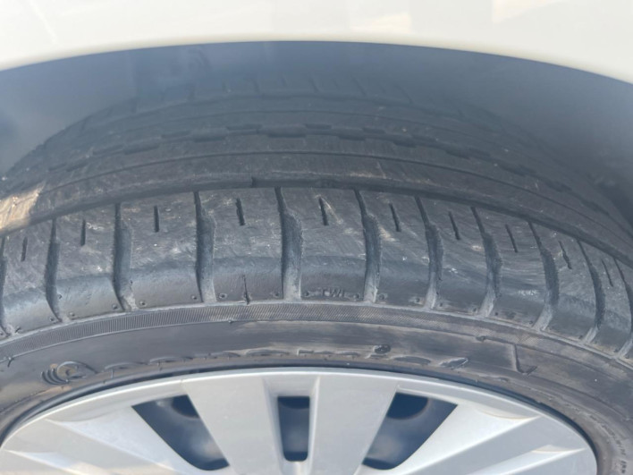2016 Daihatsu Cast DBA-LA250S (UW-6a1a5517c2548)[27]