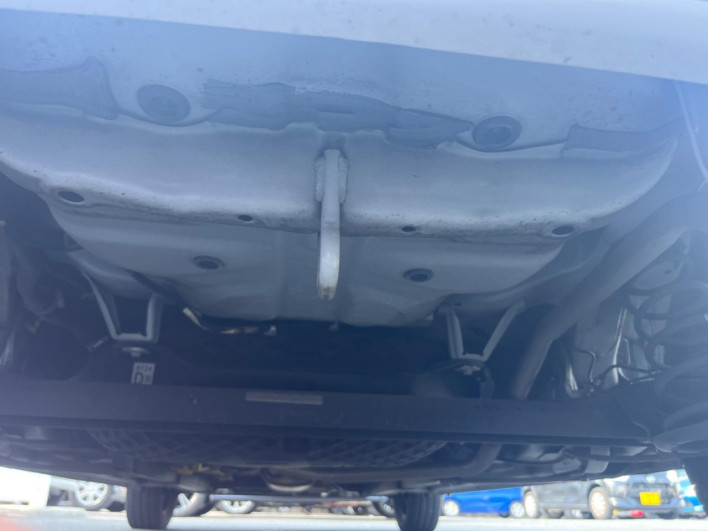 2016 Daihatsu Cast DBA-LA250S (UW-6a1a5517c2548)[28]