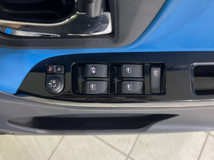 2017 Daihatsu Cast DBA-LA250S (UW-6a1a5517ec2aa)[18]