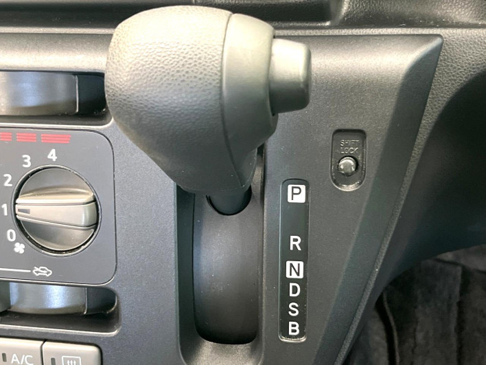 2017 Daihatsu Mirai Ease DBA-LA350S (UW-6a1a551c7f329)[20]