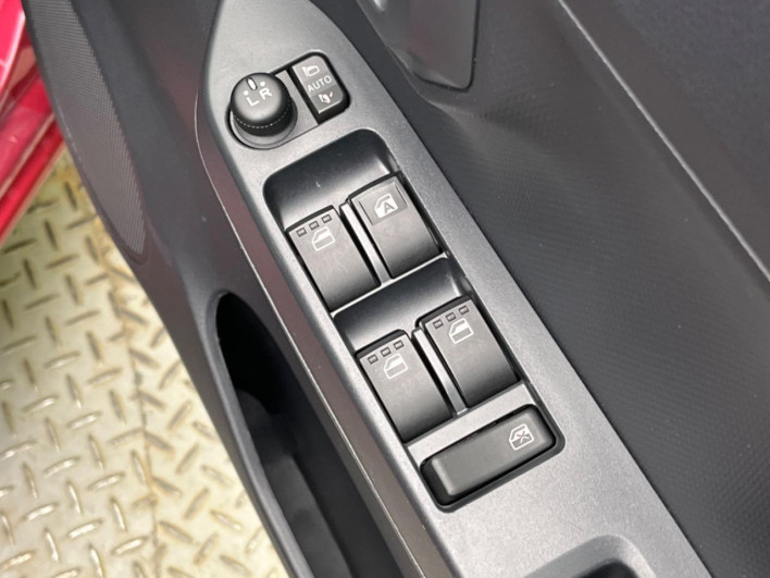 2018 Daihatsu Mirai Ease 5BA-LA350S (UW-6a1a551cb889b)[21]