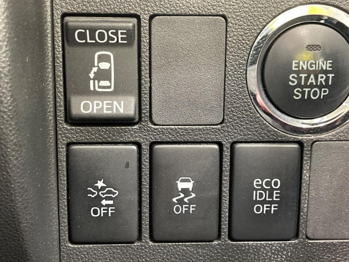 2016 Daihatsu Tanto DBA-LA600S (UW-6a1a552334aa5)[10]