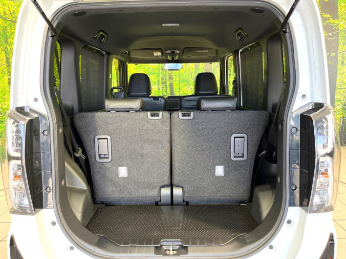 2022 Daihatsu Tanto 5BA-LA650S (UW-6a1a55298996d)[25]