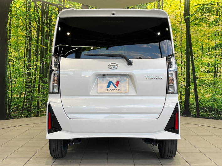 2022 Daihatsu Tanto 5BA-LA650S (UW-6a1a55299152d)[18]