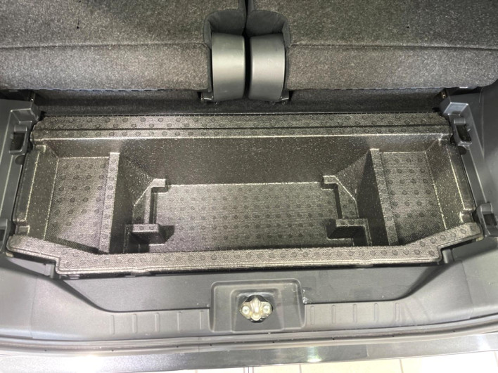 2022 Daihatsu Tanto 5BA-LA650S (UW-6a1a552a7bb6d)[16]