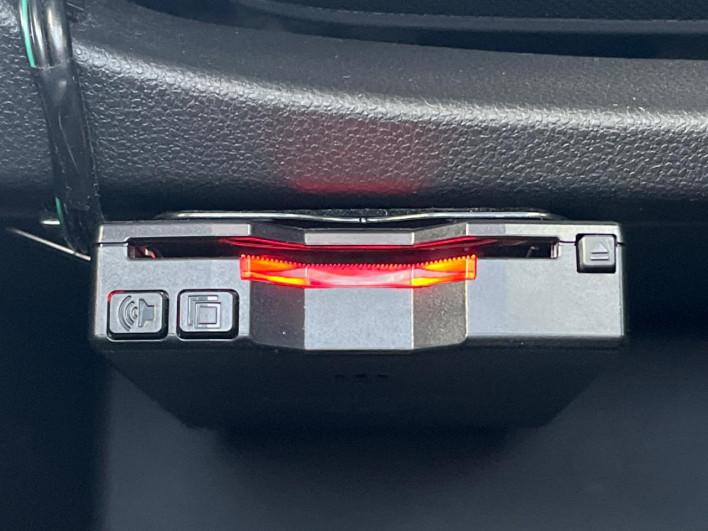 2016 Daihatsu Wake DBA-LA700S (UW-6a1a552e184e2)[15]