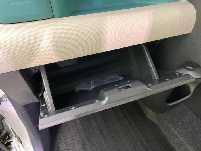 2017 Daihatsu Move Canbus DBA-LA810S (UW-6a1a553304972)[28]