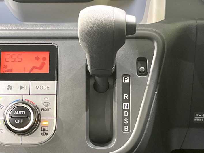 2017 Toyota Passo DBA-M700A (UW-6a1a553bf27e0)[24]