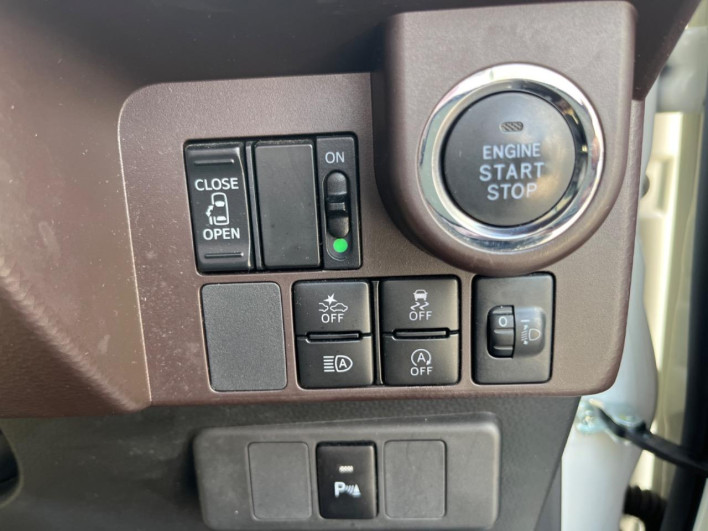 2019 Toyota Roomy DBA-M900A (UW-6a1a553f35d71)[16]