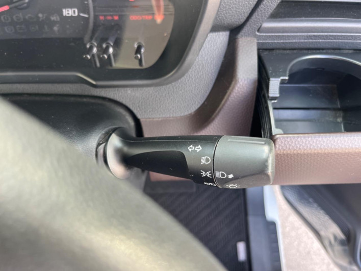 2019 Toyota Roomy DBA-M900A (UW-6a1a553f35d71)[18]