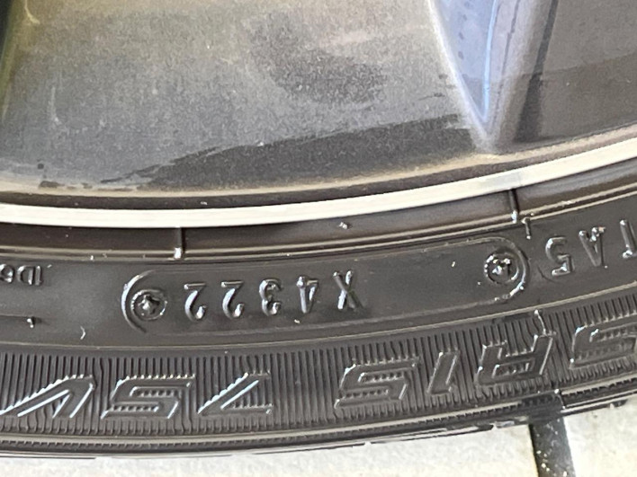 2014 Suzuki Wagon R Stingray DBA-MH34S (UW-6a1a555a97168)[10]