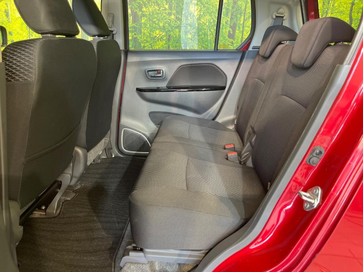 2014 Suzuki Wagon R Stingray DBA-MH34S (UW-6a1a555a97168)[17]