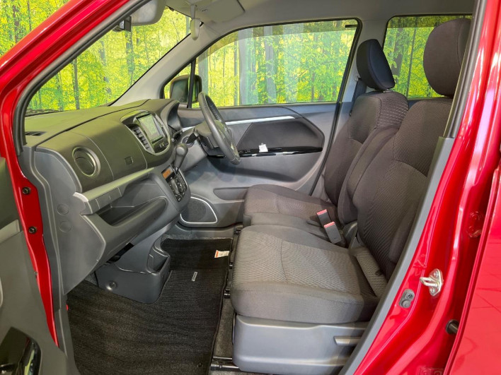 2014 Suzuki Wagon R Stingray DBA-MH34S (UW-6a1a555a97168)[18]
