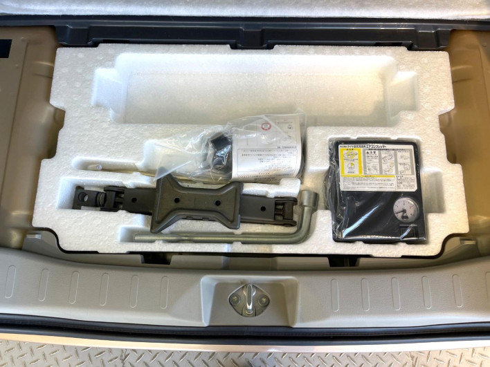 2013 Suzuki Spacia DBA-MK32S (UW-6a1a555dc1de4)[23]