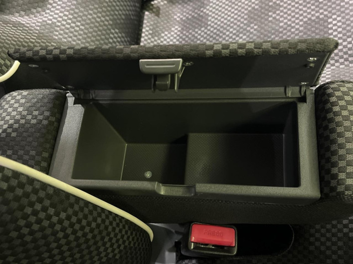 2016 Suzuki Hustler DAA-MR41S (UW-6a1a556dbc3b6)[26]