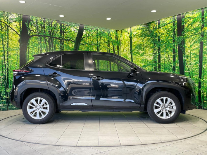 2022 Toyota Yaris Cross 6AA-MXPJ10 (UW-6a1a558e6f7a0)[10]